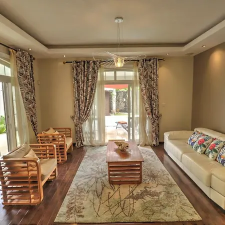 HappInès Villa 3 bedroom Luxury Villa with private pool, near all amenities&beaches Grand Baie Extérieur photo