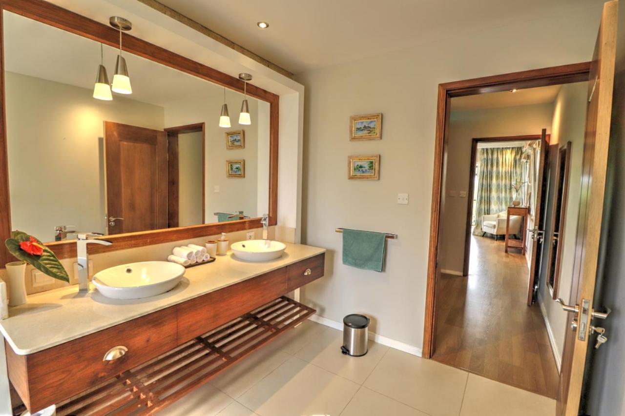 Happinès 3 Bedroom Luxury With Private Pool, Near Amenities&beaches