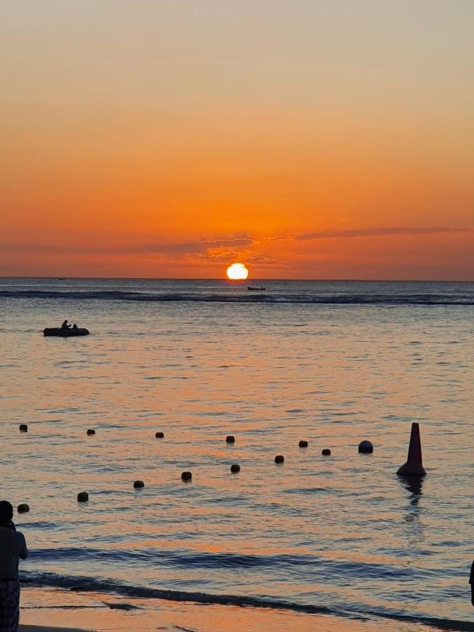 Villa Happiness 3 Bedroom Luxury With Private Pool, Near Amenities And Beaches Mauritius *