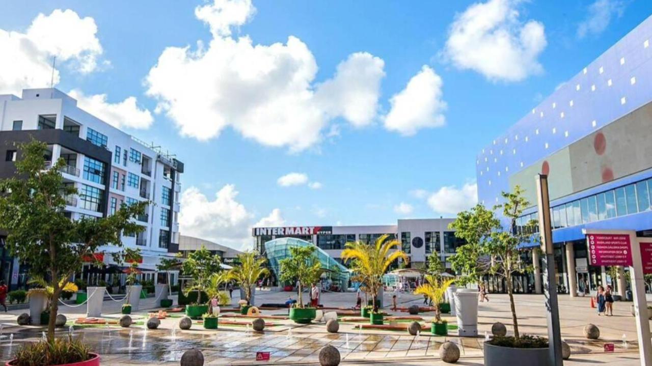Happiness 3 Bedroom Luxury With Private Pool, Near Amenities And Beaches Mauritius
