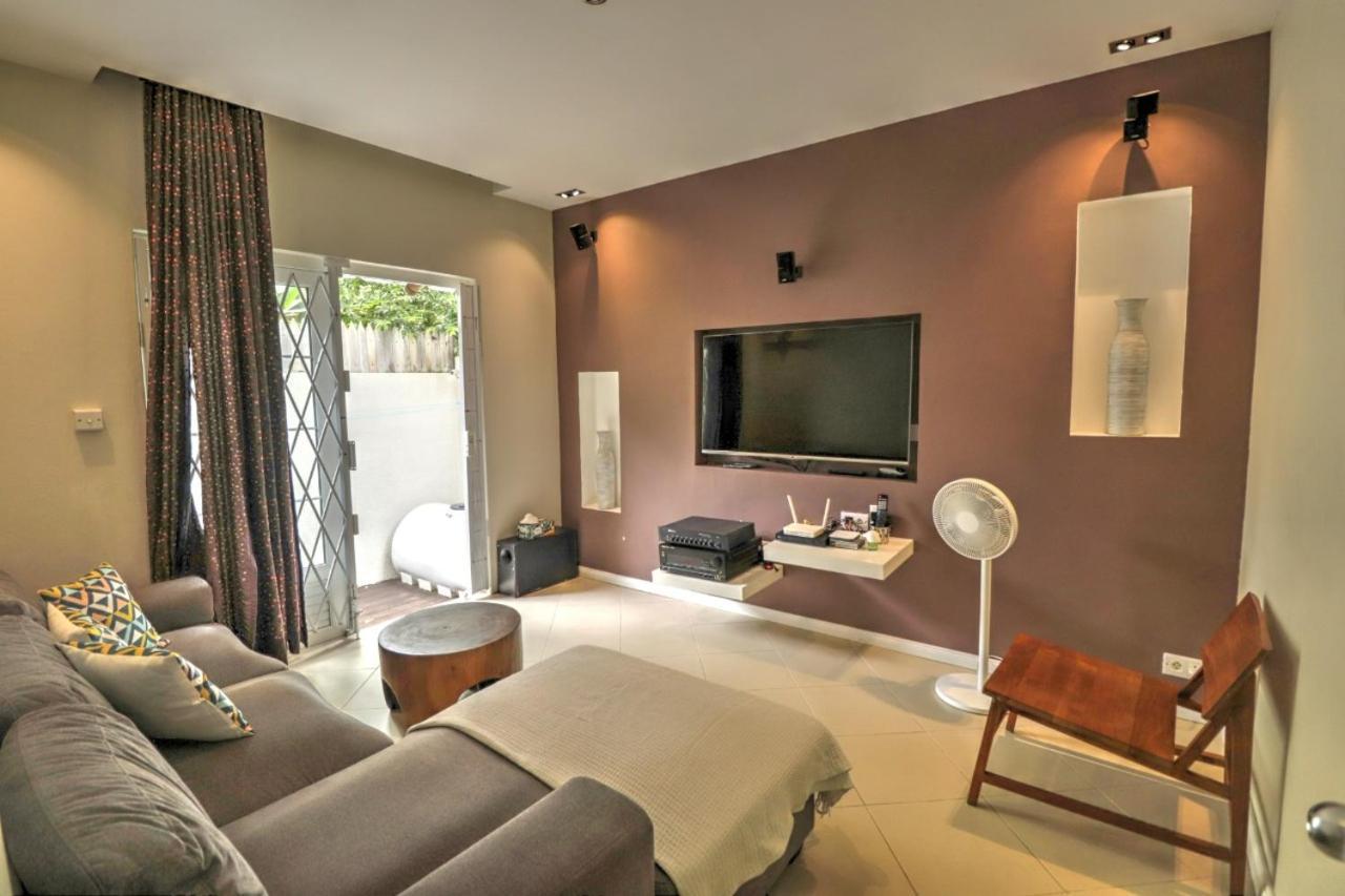 Villa Happiness 3 Bedroom Luxury With Private Pool, Near Amenities And Beaches Mauritius